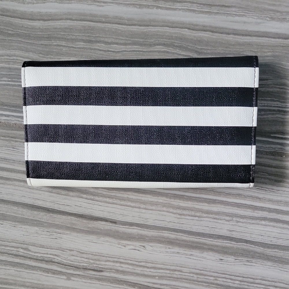 Kut from the Kloth Black and White Striped Wallet - Picture 4 of 6